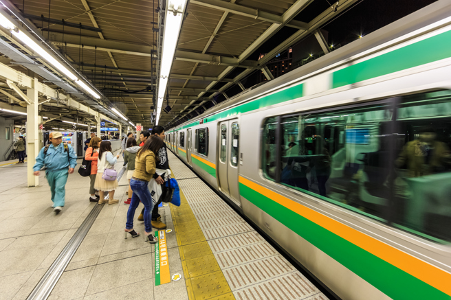 台灣新聞通訊社-JR東海道線驚魂！不明噴霧釀3傷 16歲少年落網坦承犯行