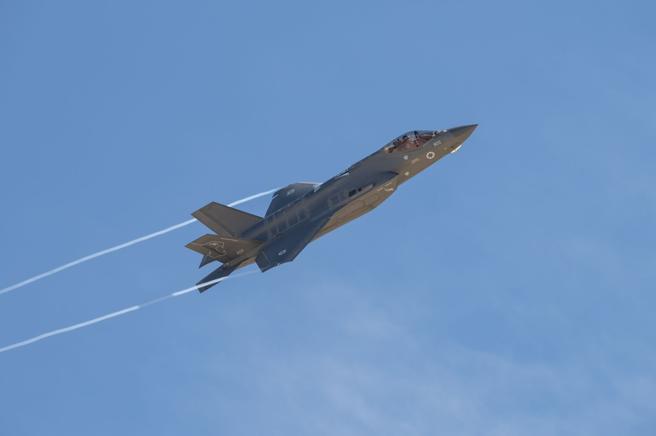 台灣新聞通訊社-以研發F-35I外部油箱 擴大作戰範圍