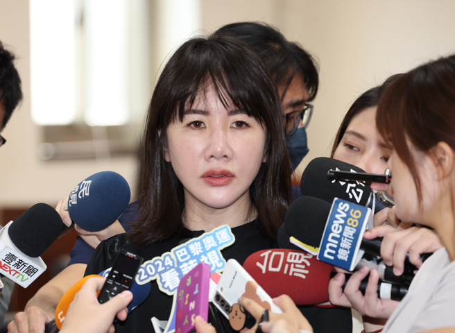 台灣新聞通訊社-謝衣鳯吐「已領便當、翻頁了」　開嗆魏平政：不該由曾脫黨的人替我回答