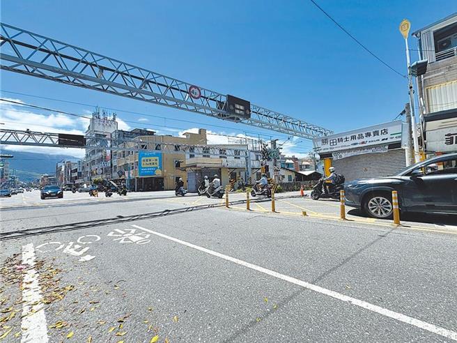 台灣新聞通訊社-中央允諾又變卦？花蓮鐵路立體化爆補助爭議 議會裁示送審爭核定