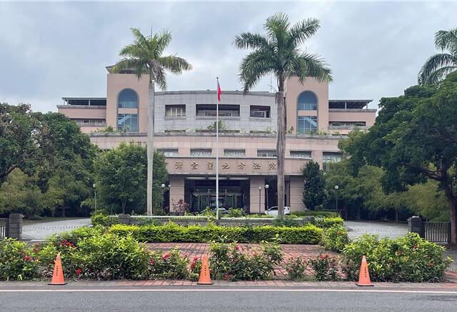 台灣新聞通訊社-宜蘭兒涉詐領老人年金「伴母屍4年」！法院裁定羈押