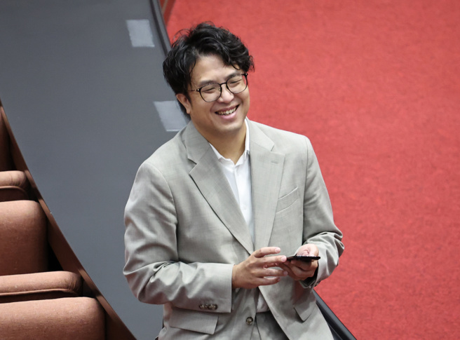 台灣新聞通訊社-沈伯洋喊雙城論壇效益低 他拆穿「還是藏不住」青鳥那一套