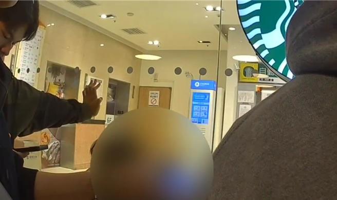 台灣新聞通訊社-假租手機真變賣！男子揹10條詐欺通緝 栽在桃園警方手裡