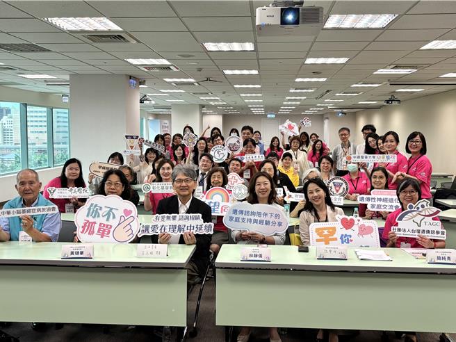 台灣新聞通訊社-基因檢測夯！全台86位專業遺傳諮詢師 醫界、病團籲納醫療體系