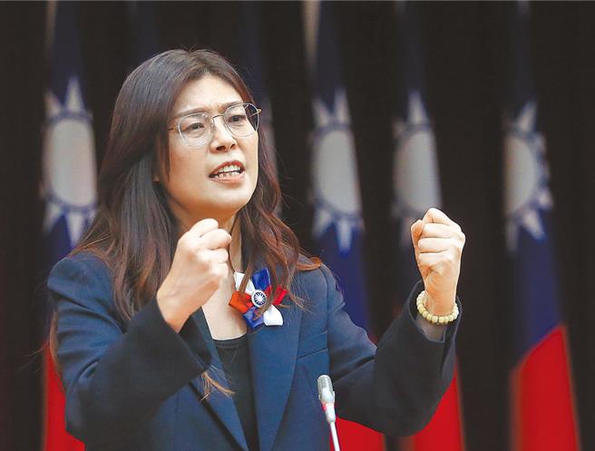 台灣新聞通訊社-鄭麗文與青年談「議事規則」：民主不是看誰拳頭硬