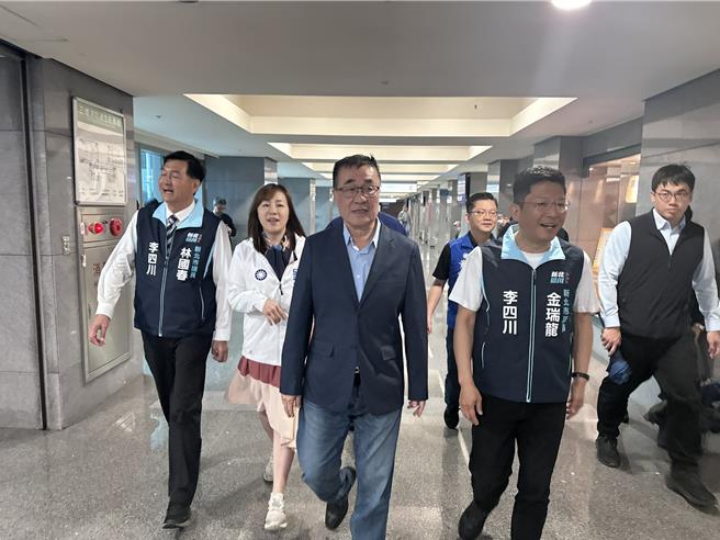 台灣新聞通訊社-最新民調領先對手 李四川：走遍29區傾聽基層聲音