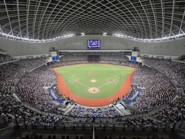 台灣新聞通訊社-中職》富邦大巨蛋湧10萬6510人 破林智勝引退寫史上最夯
