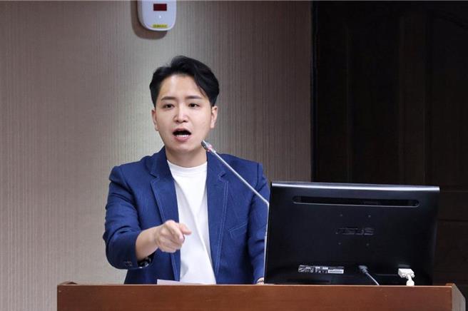台灣新聞通訊社-行政院無人機預算「轉去嘉義」？羅廷瑋：掏空台中產業