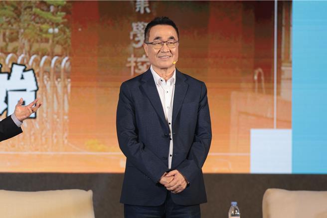 台灣新聞通訊社-淡江大橋機車道過窄? 李四川:當選後跟中央要求做改善