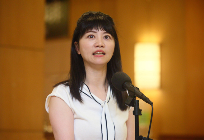 台灣新聞通訊社-台北市鼠患 藍青年轟高嘉瑜「網紅拍照術」荒唐