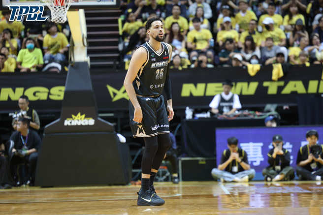 台灣新聞通訊社-TPBL》又是奧帝關鍵罰球! 國王險勝夢想家系列賽聽牌