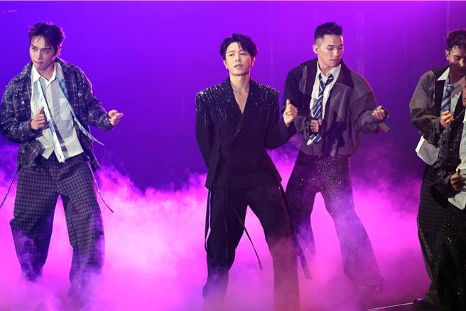 台灣新聞通訊社-韋禮安突破自我解鎖唱跳技能 祭出隱藏歌單超寵粉!