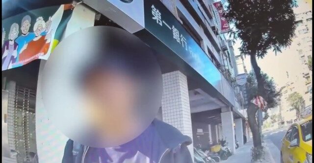 台灣新聞通訊社-人形路障擋路中！北市警「線上擊落」 搜出行動毒品工廠
