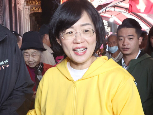 台灣新聞通訊社-新北市長選舉最新民調曝 葉元之見1數據酸蘇巧慧：選民不吃抹黑設局