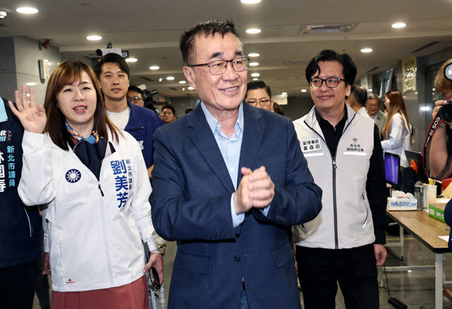 台灣新聞通訊社-小琉球土地違建藍綠交鋒  李四川：繼承持分「該拆就拆」