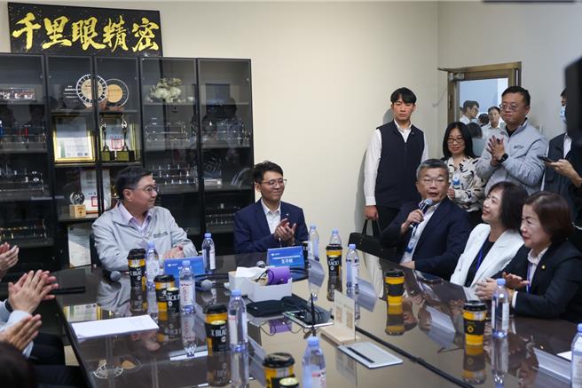 台灣新聞通訊社-立法助中小微企業轉型升級 卓揆：不分藍綠均贊成