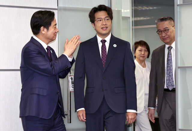 台灣新聞通訊社-沈伯洋正式參選台北市長 王鴻薇掀1事籲：用更公平態度面對警察執勤和調查