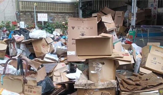 台灣新聞通訊社-彰化獨居婦垃圾山堆5年 垃圾溢到隔壁、鼠輩橫行