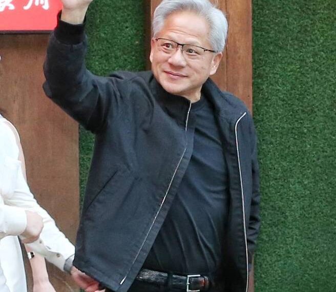 台灣新聞通訊社-AI是台灣核心 黃仁勳:沒有台積電和張忠謀 就沒有輝達今日成就