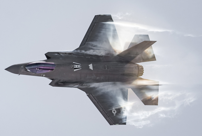 台灣新聞通訊社-甩不掉F-35戰機 美盟友靠審查硬拖問題多了