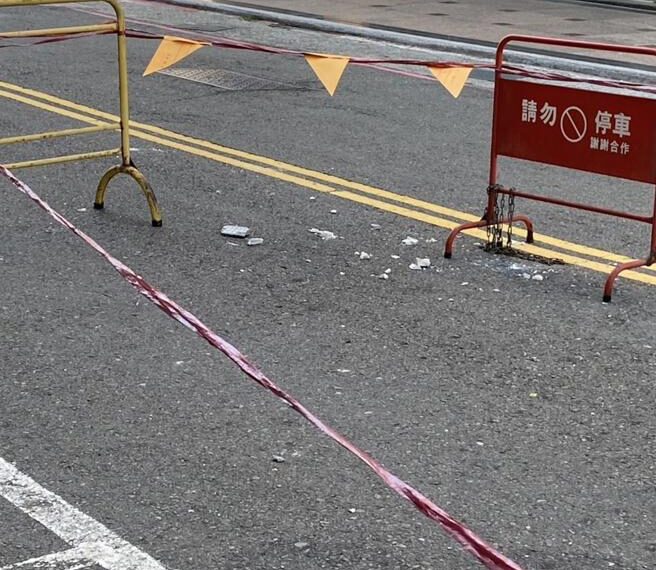 台灣新聞通訊社-高雄五福一路老大樓磁磚掉落傷人 工務局要求限期改善