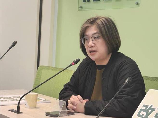 台灣新聞通訊社-政務官下鄉宣講挨轟變相輔選 陳培瑜：本就該傾聽民意