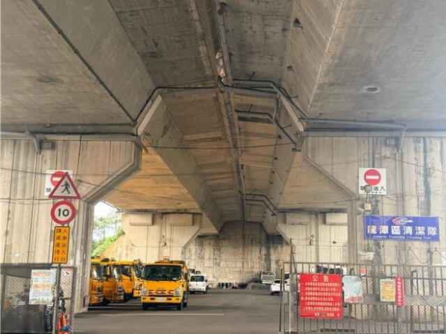 台灣新聞通訊社-桃園龍潭北二高橋下空間活化啟動 垃圾車遷移成關鍵