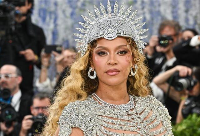 台灣新聞通訊社-Met Gala》睽違十年回歸 碧昂絲被嫩妹搶鏡頭