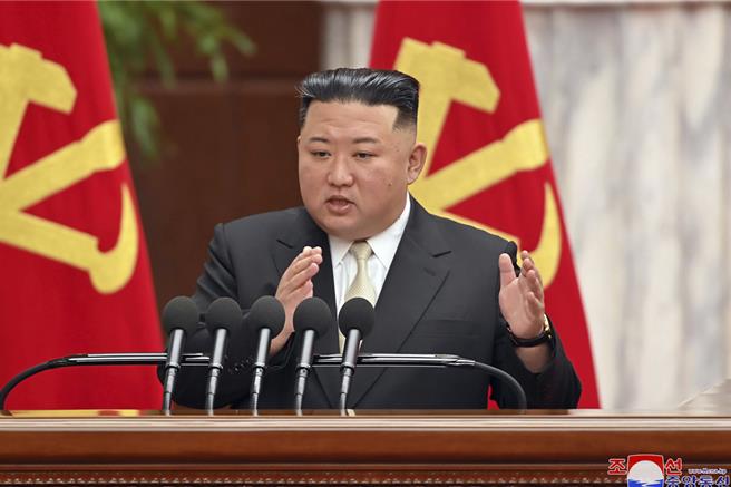 台灣新聞通訊社-金正恩成「國家元首」北韓新版憲法設領土條款、刪統一表述