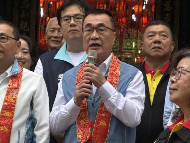 台灣新聞通訊社-挺三班護病比  李四川：這是所有護理師期望好多年