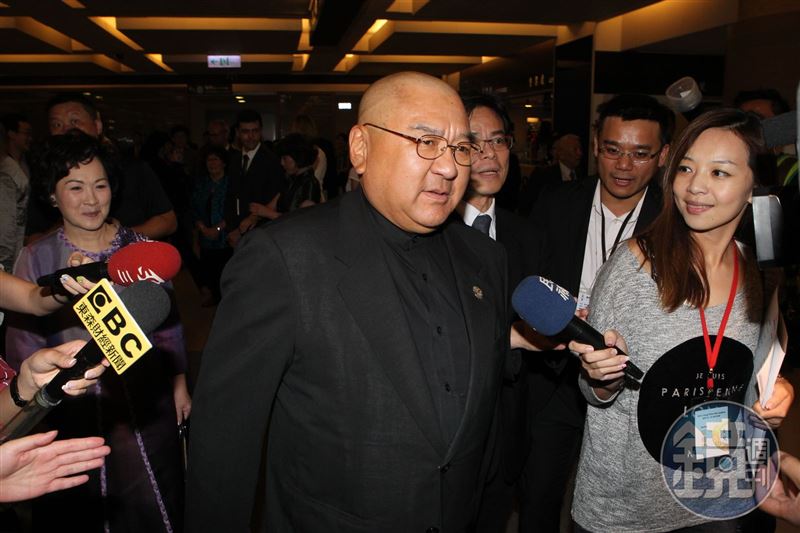 台灣新聞通訊社-尹衍樑曾砸3億幫政大修體育館!幫老師加薪5年 胡志強悼念:低調為善