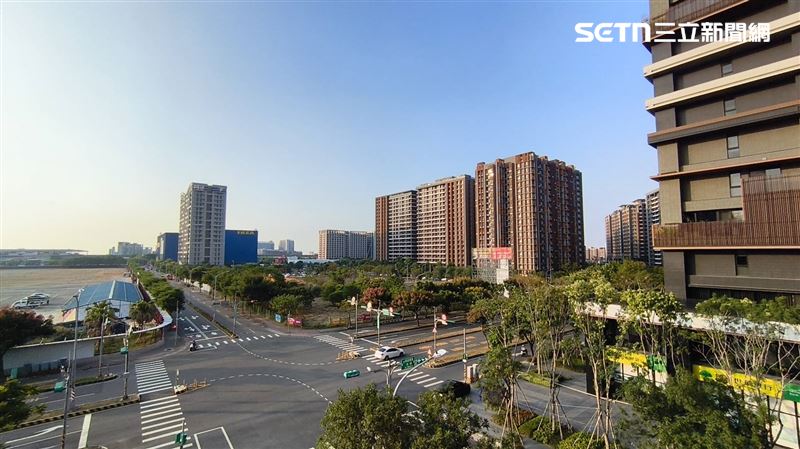 台灣新聞通訊社-大家都棄房買股了？六都4月買賣移轉棟數出爐　房市買氣再創8年新低