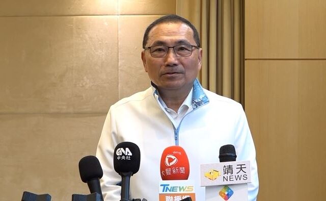 台灣新聞通訊社-淡江大橋通車首遇尖峰！侯友宜曝「達到2預期」：安全比美麗更重要
