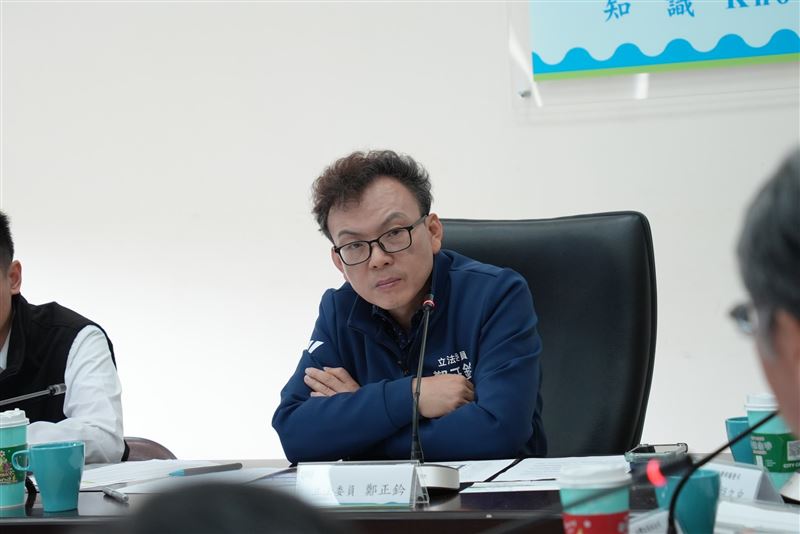 台灣新聞通訊社-遭爆跳票被黑道押走？鄭正鈐現身回應了