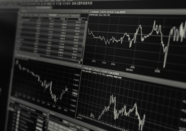 台灣新聞通訊社-正峰工業前董座涉操縱股價、特別背信　一審判刑1年10月認罪緩刑5年