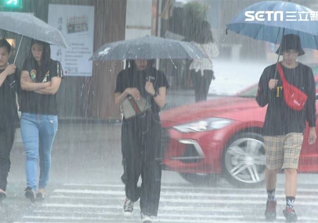 台灣新聞通訊社-快訊／雨區擴大！5縣市大雨特報　恐一路下到明天