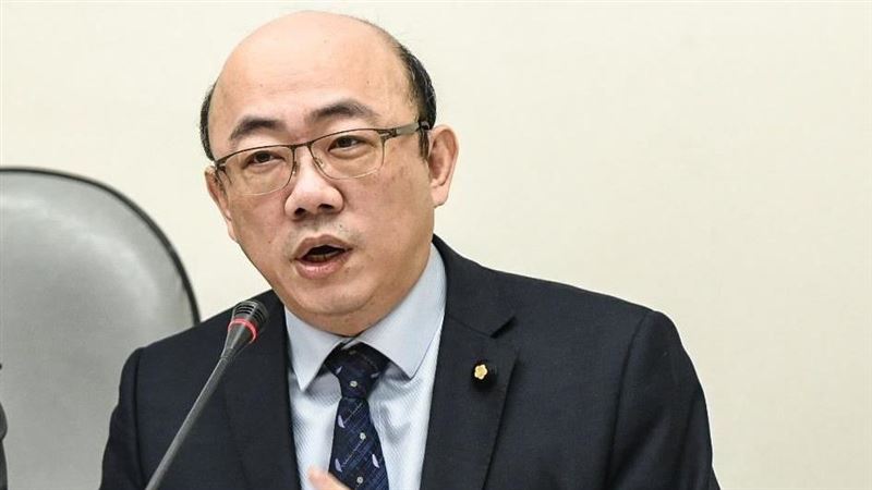 台灣新聞通訊社-郭正亮突開嗆國民黨！點名「這大老」應退黨：不會執政該解散了