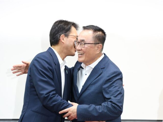 台灣新聞通訊社-找黃國昌當副手？民調曝「近4成市民認減分」　李四川：現在談位子太Low