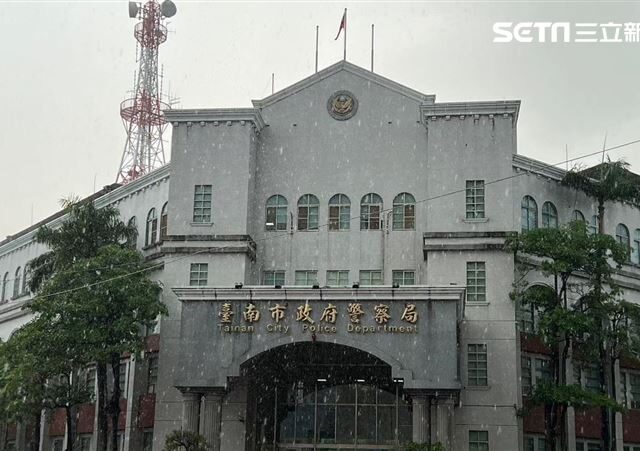 台灣新聞通訊社-台南色警誘15歲少女拍性愛片！認罪賠錢換輕判…法官同意緩刑免關