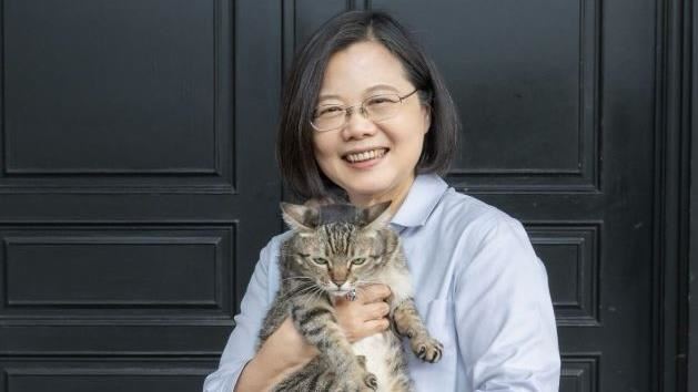 台灣新聞通訊社-賴清德返國！蔡英文「3符號」發聲：展現台灣走向世界的勇氣與韌性