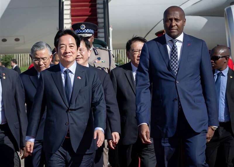 台灣新聞通訊社-新聞幕後／「總統在的班機就是空軍一號」　官員曝史國專機「神佈局」