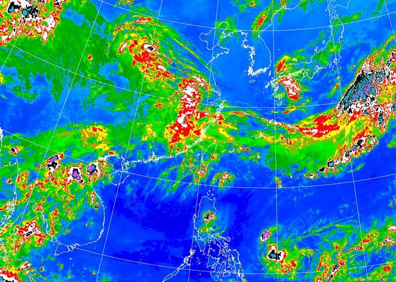 台灣新聞通訊社-梅雨鋒面橫掃全台！週三開始下雷雨、氣溫驟降　「這天起」才轉晴回溫
