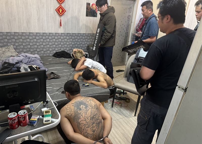 台灣新聞通訊社-越南移工欲換4億越南盾慘遭同鄉洗劫　警北中南大追捕逮8惡煞