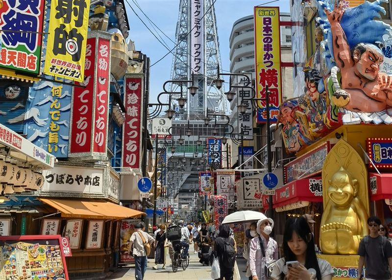台灣新聞通訊社-誤踩日本黃金週！他飛大阪秒崩潰「放鬆變排隊人生」　網曝人少地區