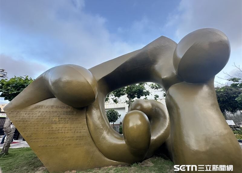 台灣新聞通訊社-林重威父為兒圓遺願23年…SARS首位殉職醫忌日　澎湖齊唱＜手牽手＞催淚