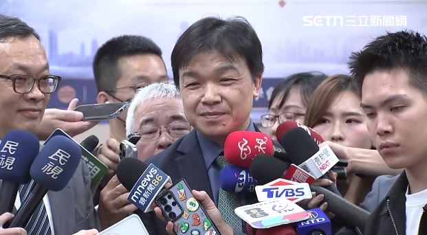 台灣新聞通訊社-川普返美前「中國物品」全丟垃圾桶！沈有忠：台灣去APEC會議也要參照