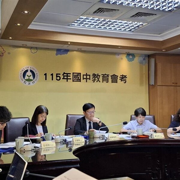 台灣新聞通訊社-115會考／社會科生活化！圖表占5成　重跨科整合　法國臭蟲、農損入題
