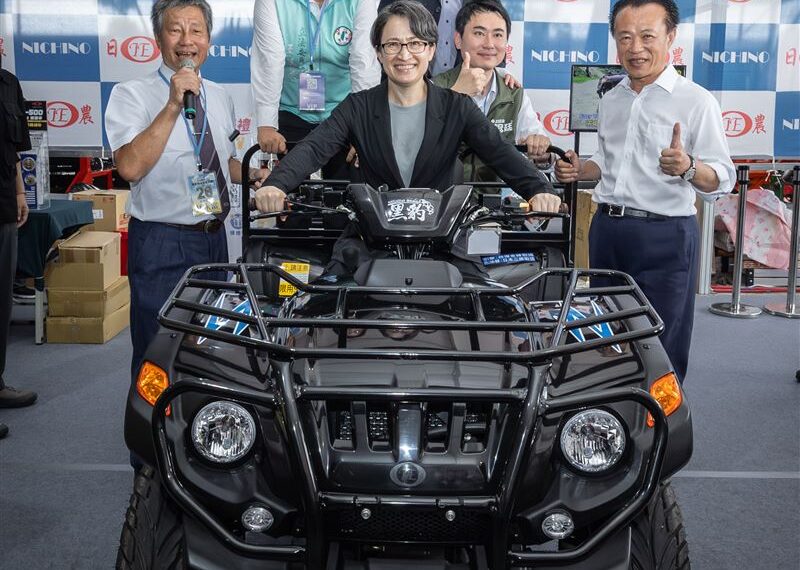台灣新聞通訊社-台灣很多機械天才！蕭美琴喊「讓世界看到台灣農業」：持續協助機械化