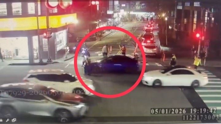 台灣新聞通訊社-碧潭水舞開幕夜驚見擄人！警20分鐘逮人　結果竟是詐團黑吃黑搶128萬