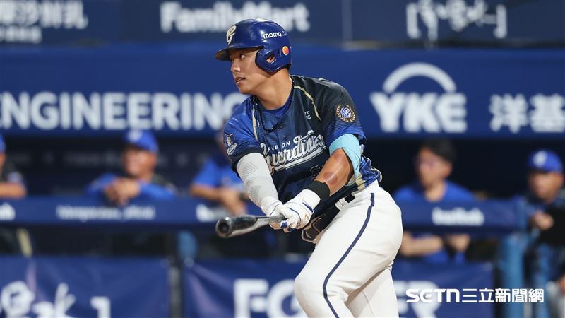 台灣新聞通訊社-中職／富邦5連勝再迎主力復出　申皓瑋歸隊就扛開路先鋒！王勝偉下二軍